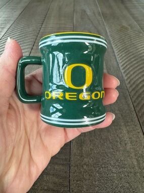 Oregon Ducks Ceramic 2 oz. Mini Mug - Shot Glass Style Collegiate Team Logo